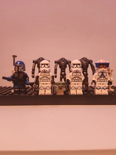 LEGO Star Wars Minifigure Lot Clone Trooper, Grogu,Droids