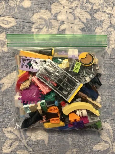 used Lego Pieces - sandwich bag size bag 6.5 x 5 7/8