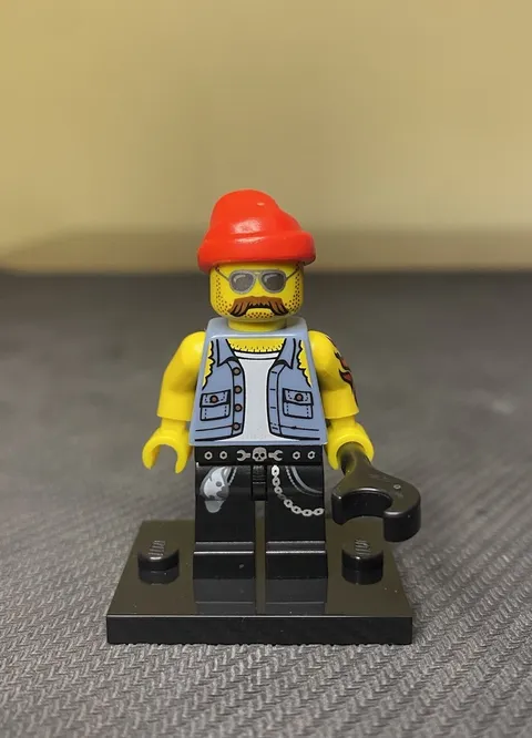 LEGO Collectible Minifigures Series 10 Motorcycle Mechanic col10-16