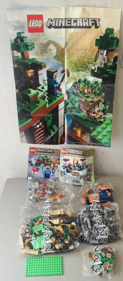 LEGO Minecraft: Crafting Box 21116 100% Complete w/ Manuals No Box ! Sealed Bags