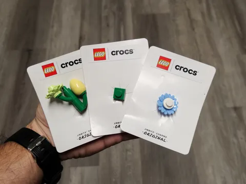 x3 LEGO CROCS Charm Jibbitz: 4LW Blue Flower, Green Tile, Yellow Flower Bud