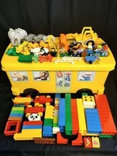 LEGO Duplo Animal Zoo Bus Digging Loader Block Set Yellow Bus Storage Case
