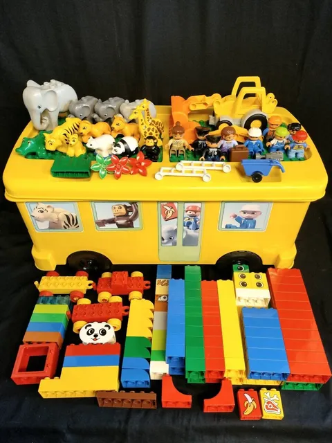 LEGO Duplo Animal Zoo Bus Digging Loader Block Set Yellow Bus Storage Case