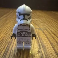 LEGO Star Wars Minifigure - P2 Shiny Clone Trooper- SW1319