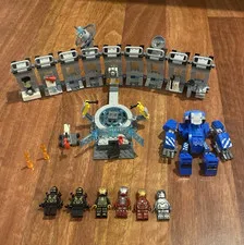 LEGO Marvel Iron Man Hall of Armor Lot w/ Minifigures & Hulkbuster Build