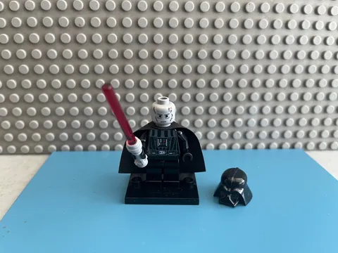 LEGO Star Wars Darth Vader Minifigure 7262