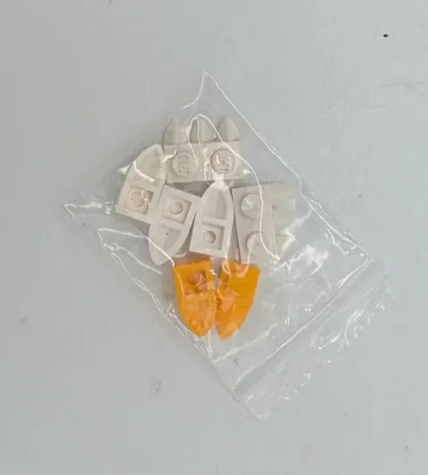 LEGO wedge? 1x1 and 1x2 (7 pieces) various color Brick lot