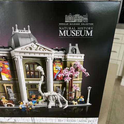 LEGO Icons Natural History Museum 10326 – Modular Building for Adults NEW