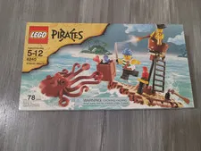 Lego Pirates #6240 Kraken Attackin'   78 pieces!