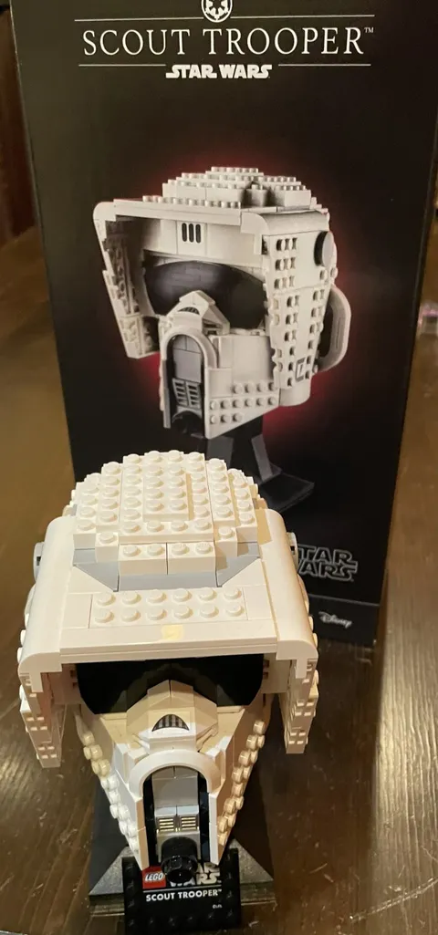 LEGO Star Wars: Scout Trooper Helmet (75305) - 100% Complete