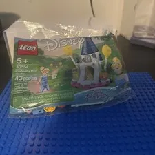 LEGO DISNEY PRINCESS CINDERELLA MINI CASTLE POLYBAG 30554 NEW