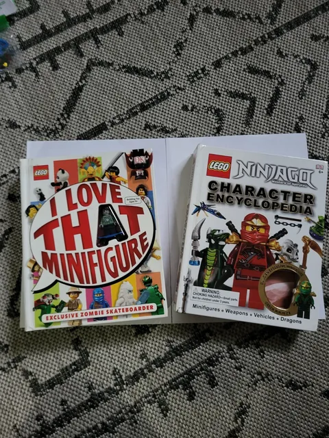 LEGO I Love That Minifigure Book with Zombie Skateboarder plus Ninja Char. Book