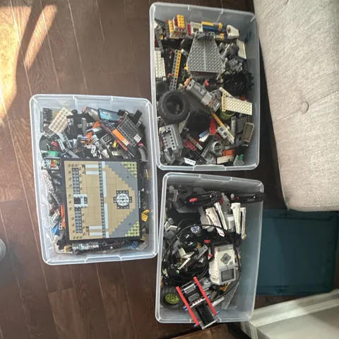 LEGO Bulk Mixed Lot Bricks Plates Technic Parts in Plastic Storage Bins