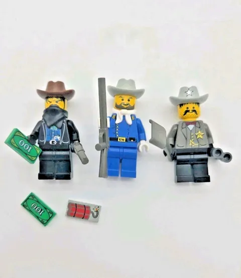 Lego 6712 Western SHERIFF SHOWDOWN Bandit Calvary Colonel Cowboys Minifigure Lot