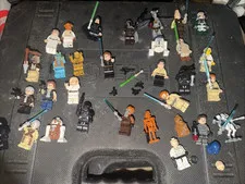 LEGO Star Wars Minifigure Lot C-3PO, Obi-Wan Kenobi, Luke Skywalker w/ Sabers