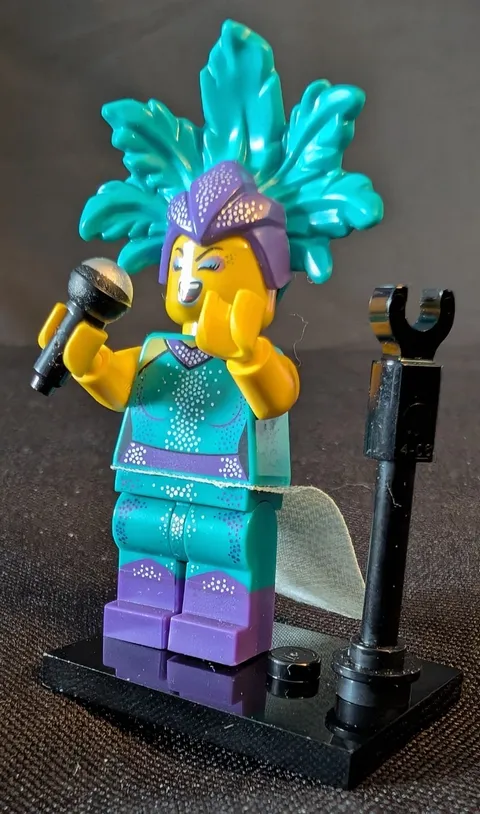 Lego Series 21 Cabaret Singer Collectible Minifigure CMF Figure