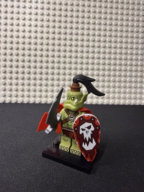Lego 71037 Orc Collectible Minifig Series 24 CMF Sword Shield Cape COMPLETE