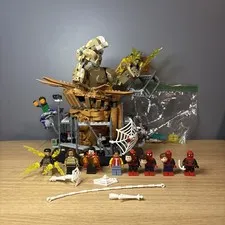 Lego Spiderman Upgraded final battle 76261 and 76280 fully complete extra figs 