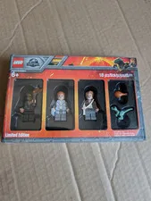 LEGO Jurassic World:  Minifigure Collection (5005255) New In Sealed Box Limited