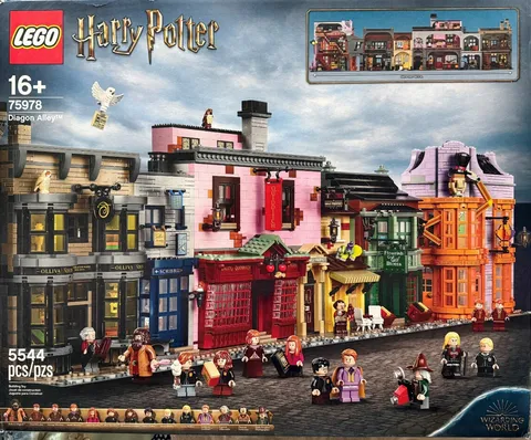 LEGO Harry Potter: Diagon Alley (75978). Factory Sealed.