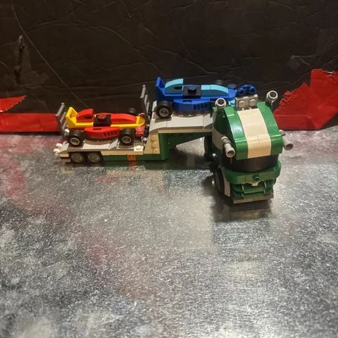 LEGO #31113 RACE CAR TRANSPORTER- TRUCK AND 2 RACE CARS Shipped Disassembled ￼