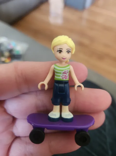 Lego Friends Female Blonde Minifig Mini Figure Replacement Parts Pieces