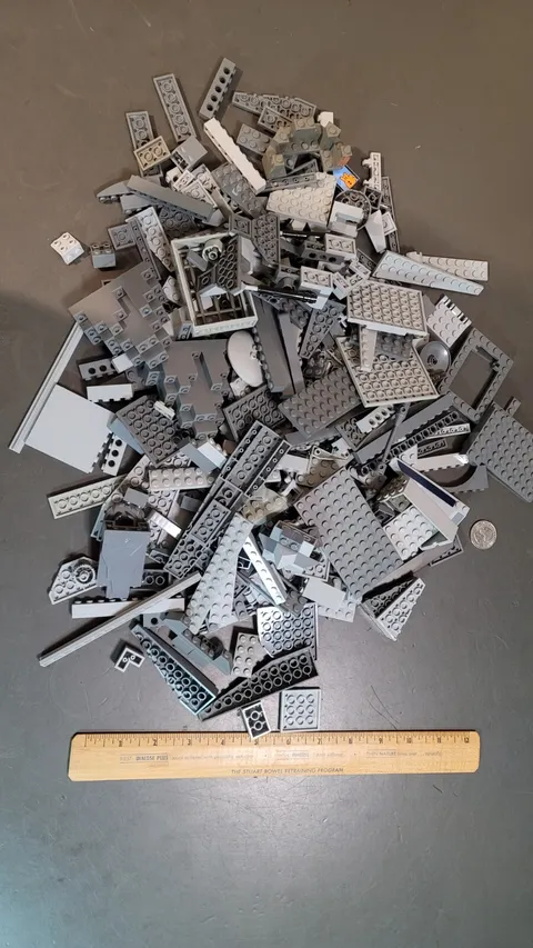 Lot of Misc. Grey Lego Pieces 1 lb. 7 oz. (Lot G-B)
