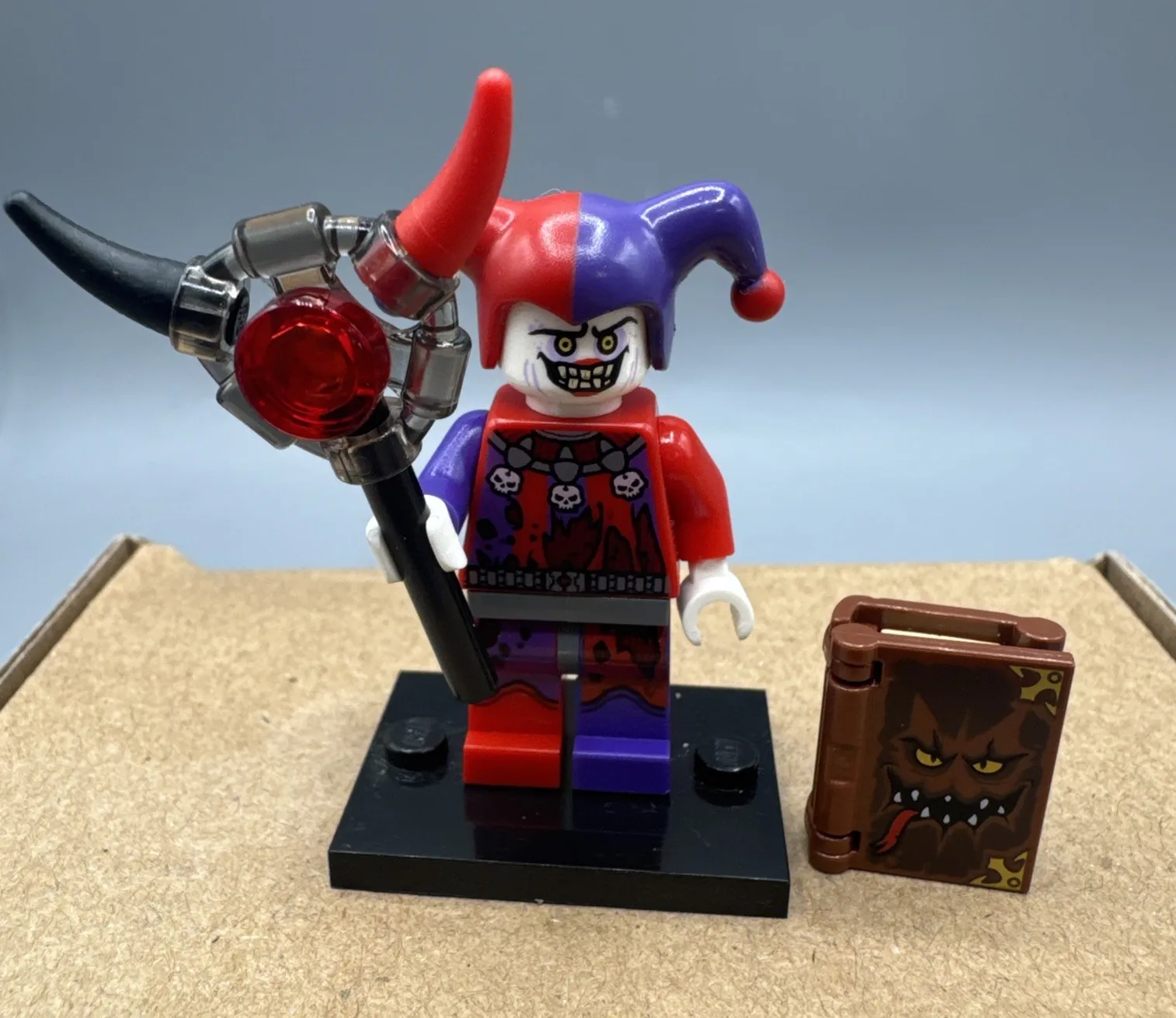 LEGO® Nexo Knights Minifigure - Jestro & Book of Monsters (nex013) 70323 70316