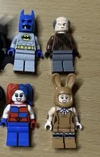 LEGO 4 Minifigure Lot Super Heroes Batman, Harley Quinn, March Harriet lot
