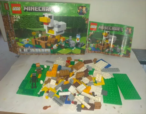 LEGO Minecraft 21140 The Chicken Coop - With Box and Instructions - Used / Incomplete?