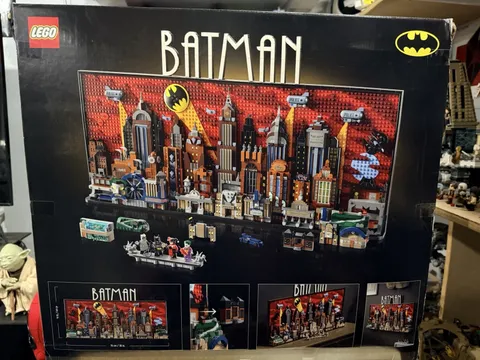 LEGO 76271 Batman: The Animated Series Gotham City 4210 pcs