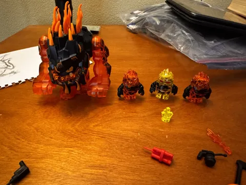 LEGO Power Miners: Lavatraz (8191) and 8189 and more