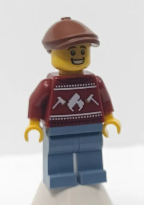 LEGO CITY Part cty1822 - Brown beret  dark red torso tree design