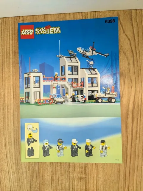 Lego 6398 Police Central Precinct HQ Original Manual Instructions Only Vintage 