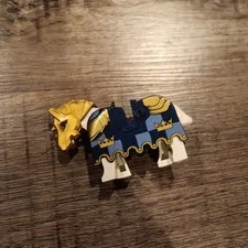 LEGO Castle Horse Barding Ruffled Edge Gold Crowns 2490pb07