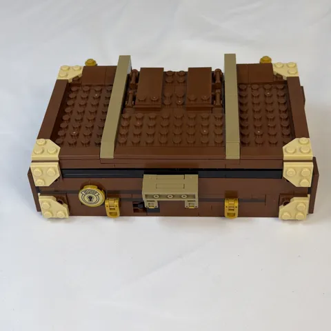 LEGO 75952 Fantastic Beasts - Newt's Suitcase ONLY - No Box, Minifigures, Manual