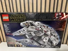 LEGO Star Wars Millennium Falcon set 75257 