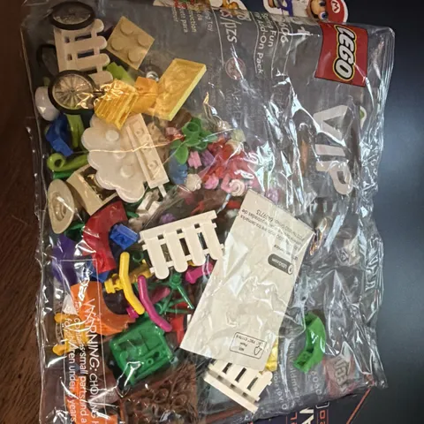 LEGO Miscellaneous: Spring Fun Vip Add-On Pack (40606)