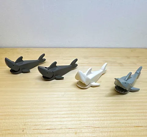 LEGO Shark Animal Figure Bulk Lot - 4pc Dark Gray/Gray/White - Pirates Polybag
