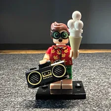 LEGO Minifigures The Lego Batman Movie - Vacation Robin/Dick Grayson