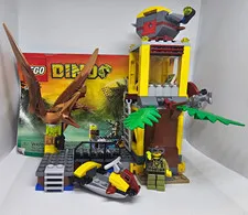 LEGO Dino 5883 Tower Takedown (2012) No Box