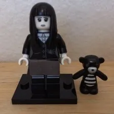 LEGO® Spooky Girl Teddy Bear Minifigure Series 12 CMF 71007 Retired Complete Set