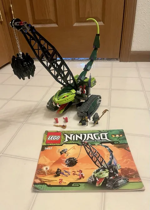 LEGO NINJAGO Fangpyre Wrecking Ball 9457 Set 415pcs w/ Manual No Box