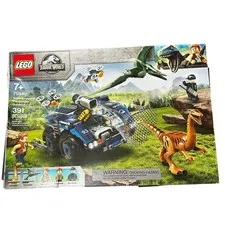 NIB LEGO #75940 Jurassic World Gallimimus and Pteranodon Breakout BOX CREASED