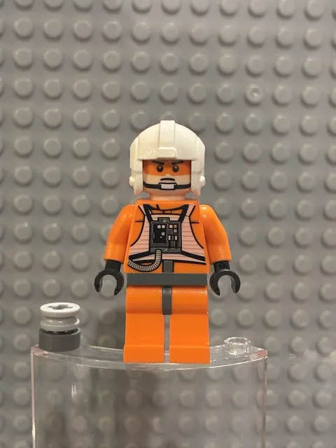 LEGO Star Wars Zev Senesca Minifigure Rebel Pilot SW0826 2011 NEW Plain Helmet