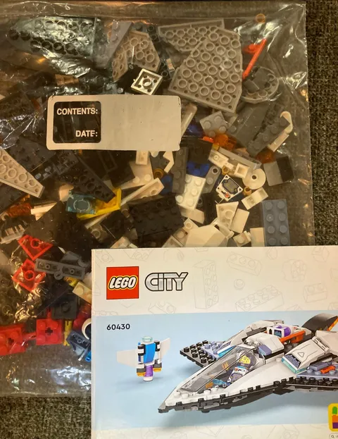 LEGO City: Interstellar Spaceship (60430) 100% Complete With Manual