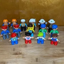 LEGO Duplo Minifigures Lot 15pc Toddler Multicolor Community Figures