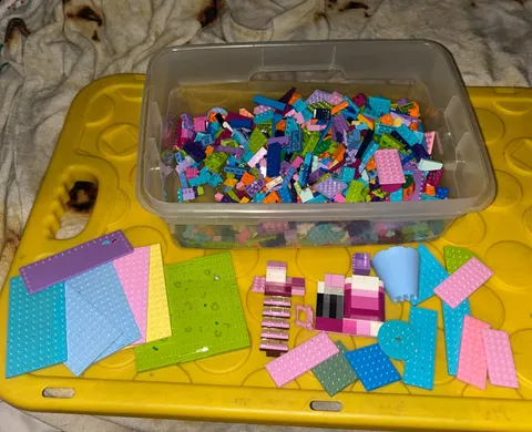 Lego Lot Mostly Pastel Colors  3 Pounds