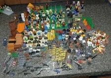 Big Lego Lot Over 75 Minifigures Weapons Hair Hats Heads Tools And More