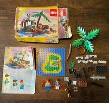 LEGO Pirates Shipwreck Island Set 6260 Near Complete with Box & Instructions